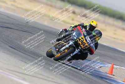 media/Aug-19-2022-TrackDaz (Fri) [[a0110a8595]]/Club Race/10am (Outside Grapevine)/